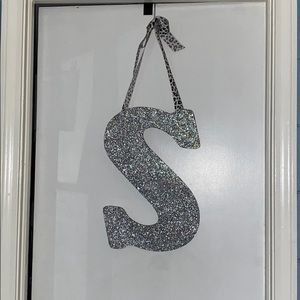 Glitter ‘S’ door hanger